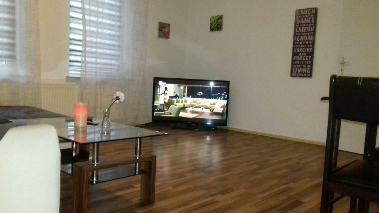 Ferienwohnung Jacqueline Tiefensee Bagian luar foto